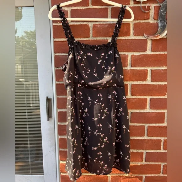Lulus In The Garden Black Floral Print Skater Dress - Size L - Picture 7 of 10